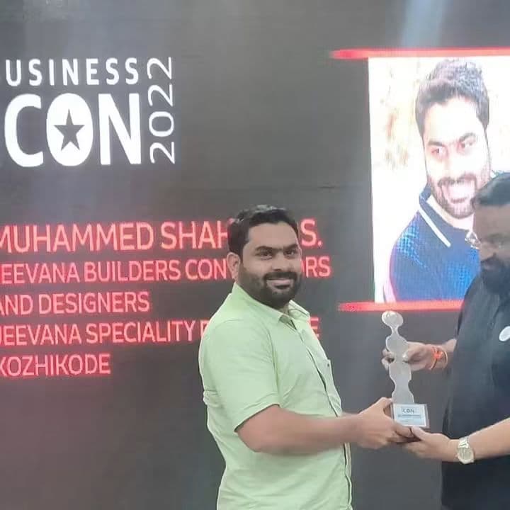 Young Entrepreneur Award 2022 - Photograph 1